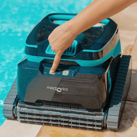 Dolphin Liberty 600 Cordless Vacuum